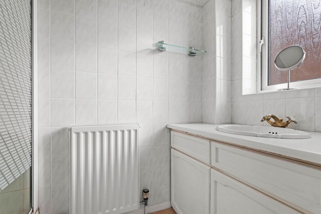 Additional property image - Roebuck Park, Alcester, B49
