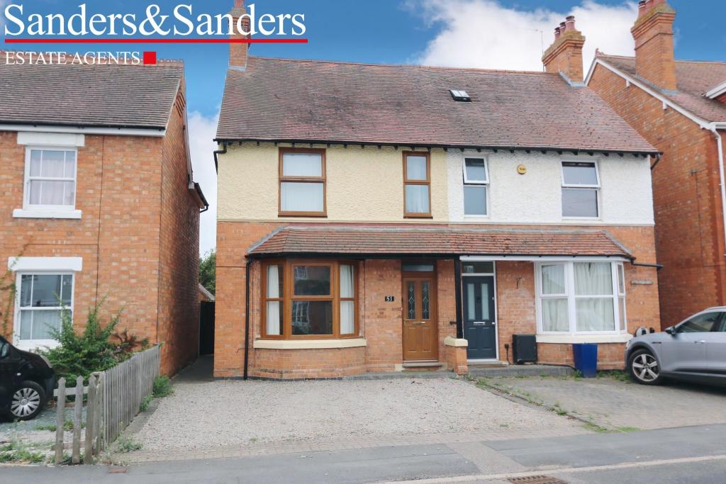 3 bedroom semidetached house for sale in Victoria Road, Bidfordon
