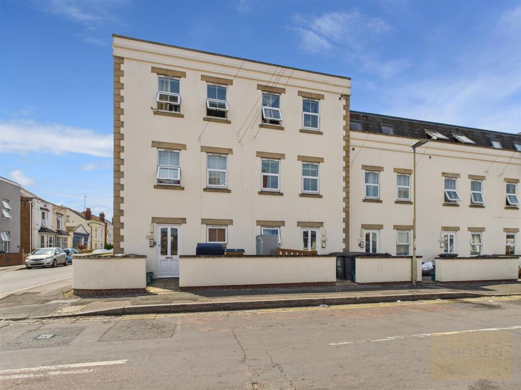 Main image of property: Regent Street, Gloucester
