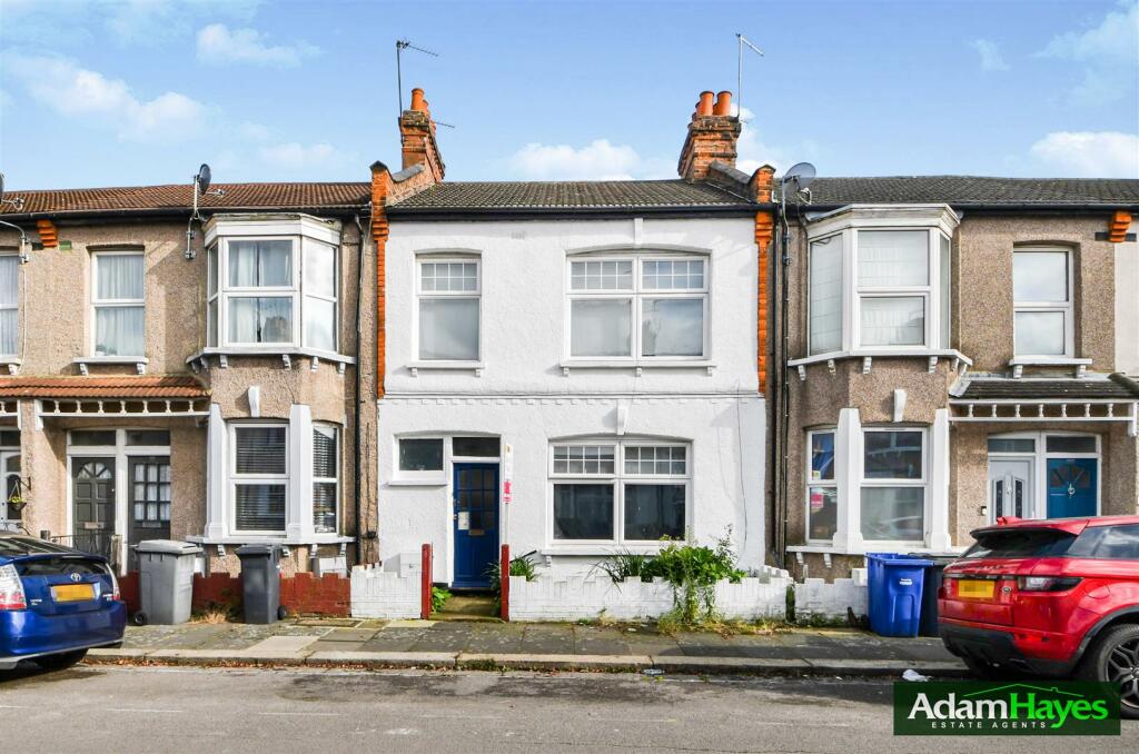 Main image of property: Grange Avenue, North Finchley, N12