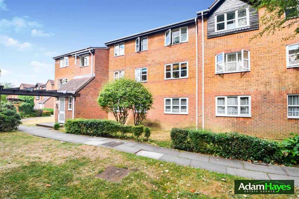 Main image of property: Stevenson Close, High Barnet, EN5