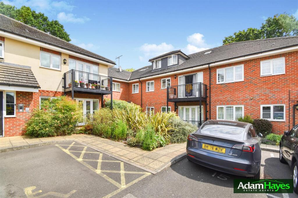 Main image of property: Cottonham Close, North Finchley, N12