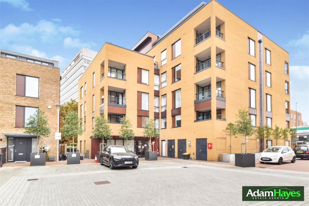 Main image of property: Quayle Crescent, Whetstone, N20