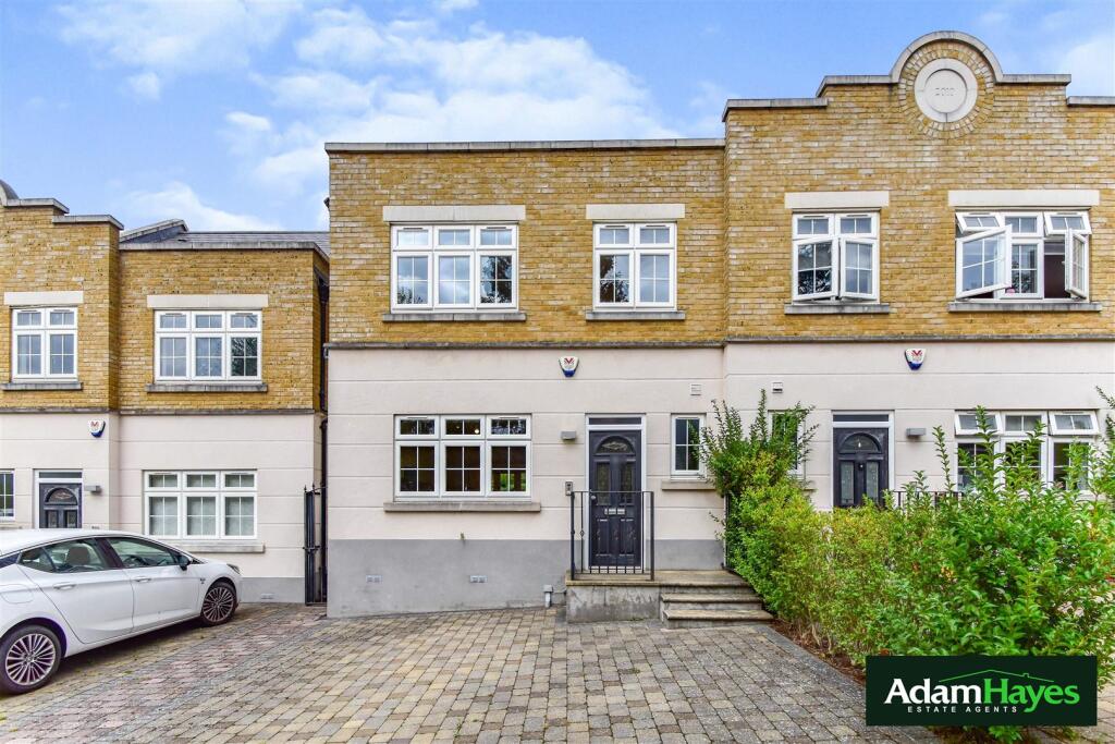 Main image of property: Anastasia Mews, Woodside Park, N12