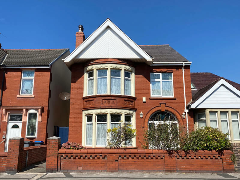 4 bedroom semidetached house for sale in Warley Road Blackpool FY1