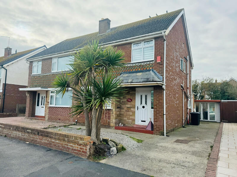 3 bedroom semidetached house for sale in Kirkstone Drive Thornton