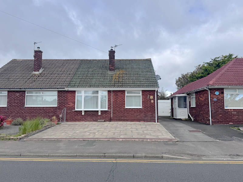 Main image of property: EASTPINES DRIVE - THORNTON CLEVELEYS - FY5 3RY