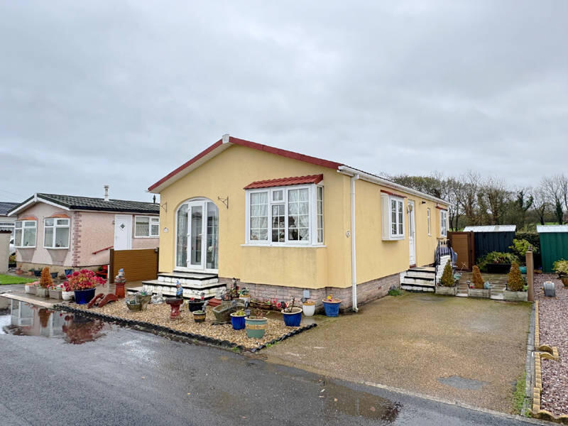 Main image of property: THIRD AVENUE - WOODSIDE PARK - FY6 0PW