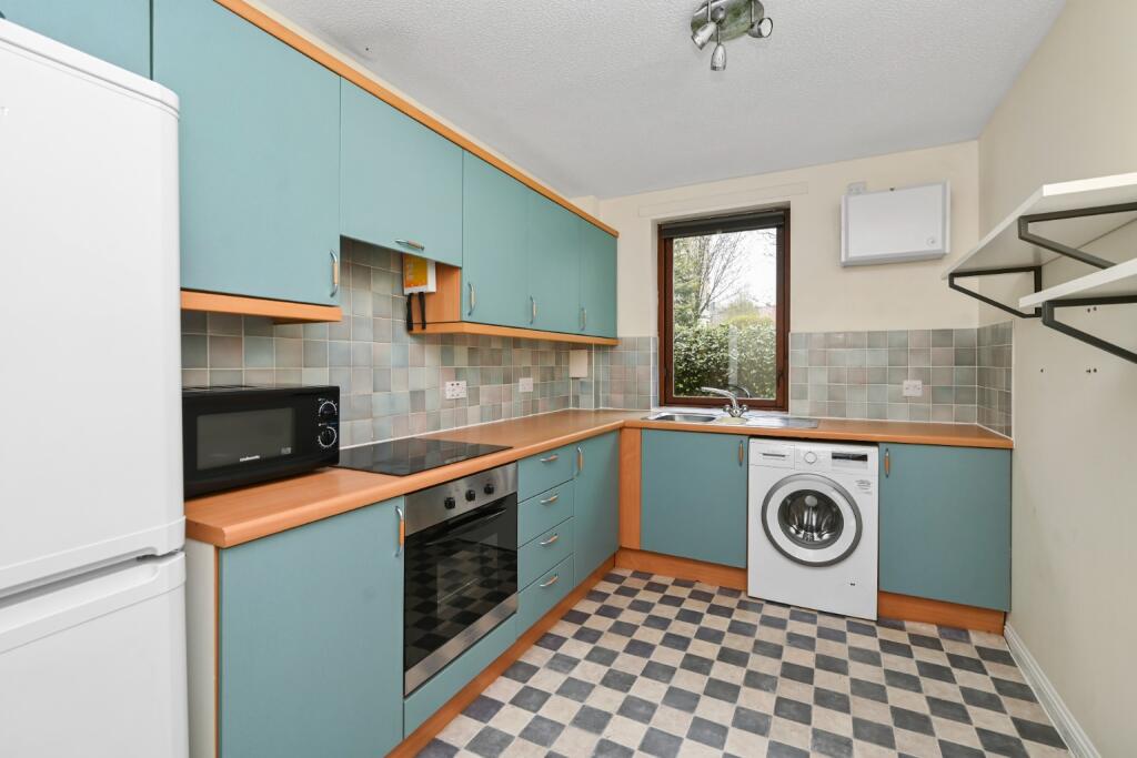 Main image of property: 41/1 West Bryson Road, Polworth, Edinburgh, EH11 1BQ