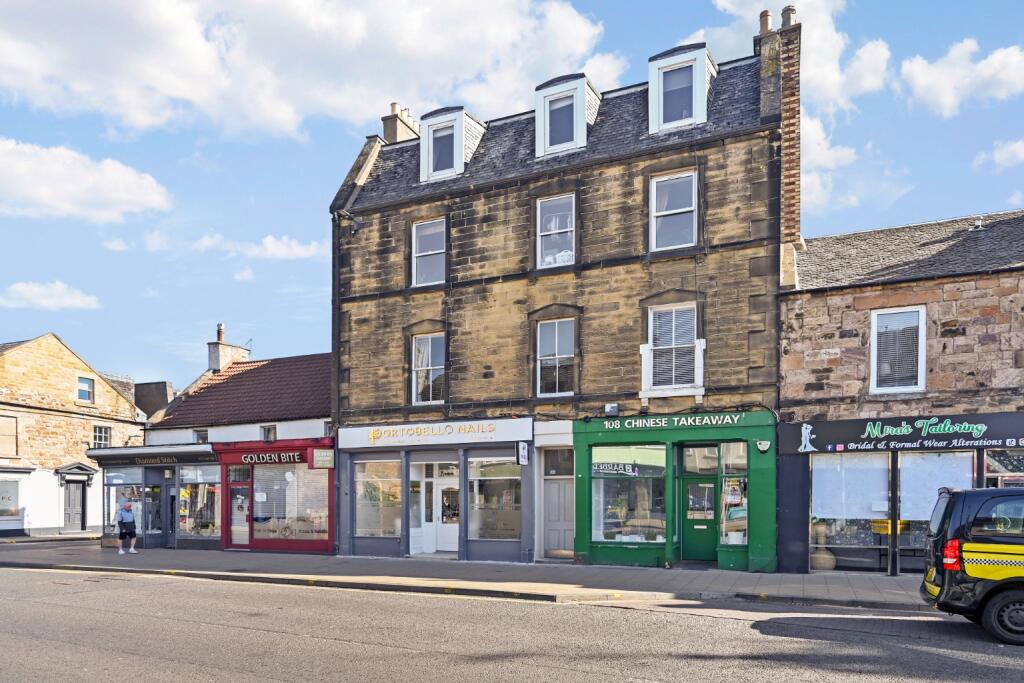 Main image of property: 106/6 Portobello High Street, Portobello, EH15 1AL