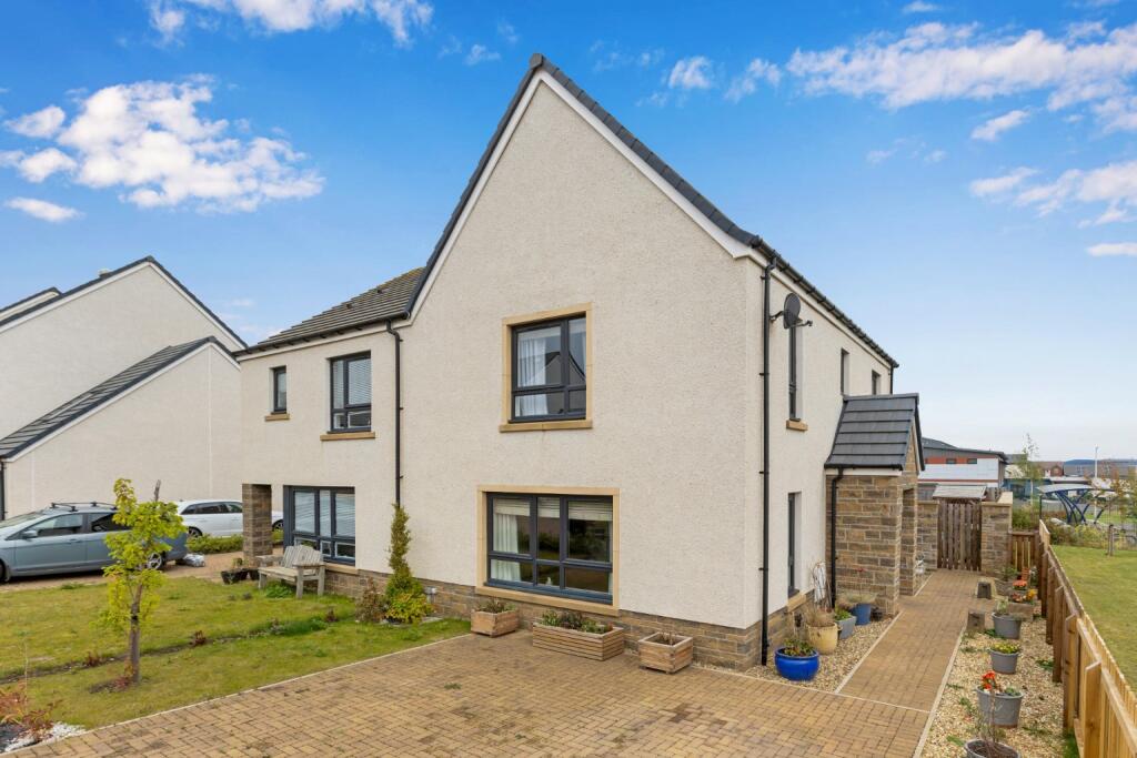 Main image of property: 22 Burns Circus, Haddington, EH41 3DQ