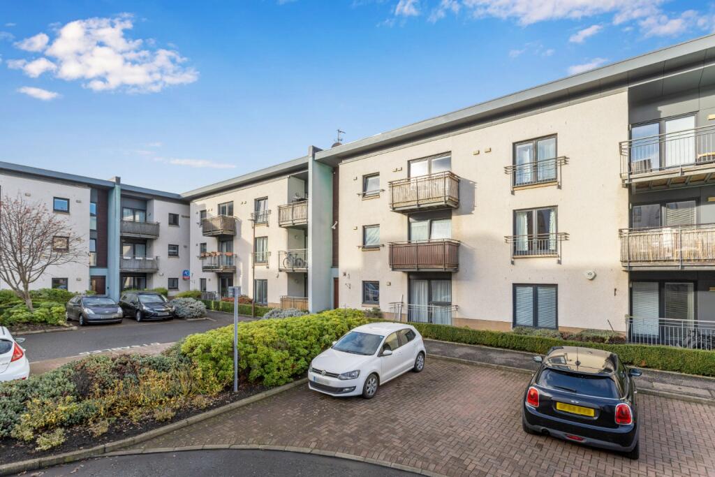 Main image of property: 3/6 East Pilton Farm Place, Edinburgh, EH5 2QL