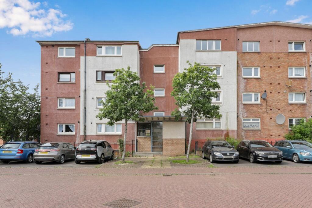 Main image of property: 13/8 Southhouse Square, Edinburgh, EH17 8DP