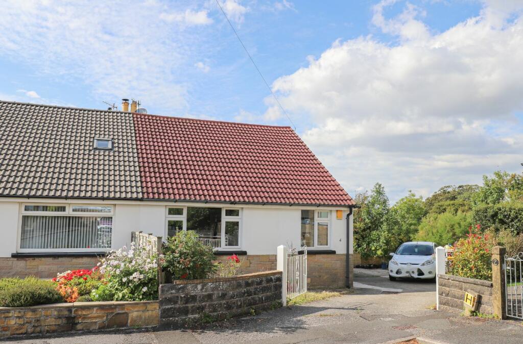 3 bedroom bungalow for sale in Rydal Road, Bolton le Sands, Carnforth, LA5