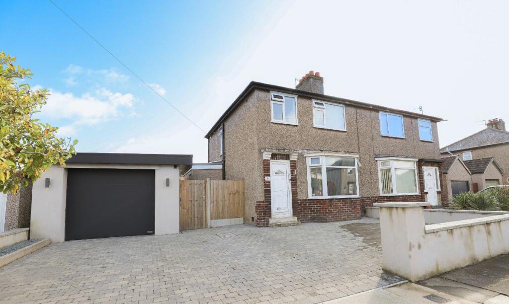 3 bedroom semidetached house for sale in Gardens Grove, Morecambe, LA4