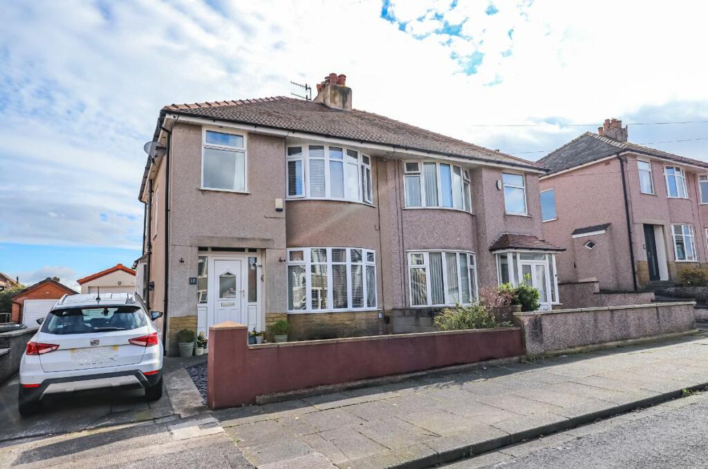 3 bedroom semidetached house for sale in Lowther Avenue, Torrisholme