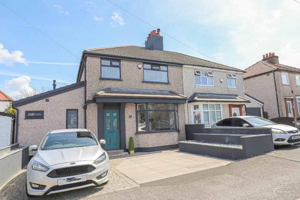 3 bedroom semidetached house for sale in Warley Drive, Torrisholme, Morecambe, LA3
