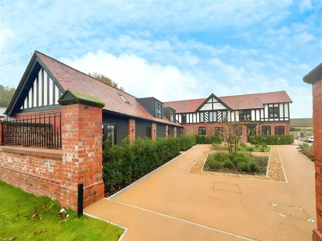 2 bedroom terraced house for sale in The Stamford Arms, Lymm Road, Little Bollington, Cheshire, WA14