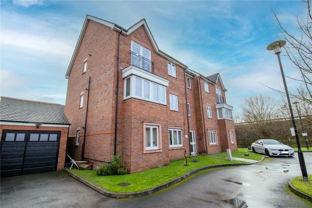 2 bedroom apartment for sale in Rosefinch Road, West Timperley