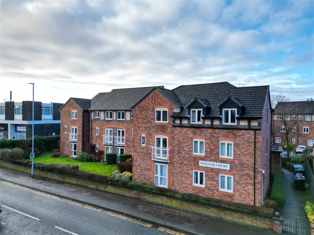 1 bedroom apartment for sale in Park Road, Timperley, Altrincham