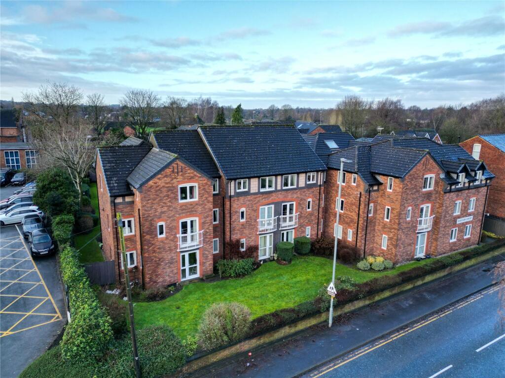 1 bedroom apartment for sale in Park Road, Timperley, Altrincham