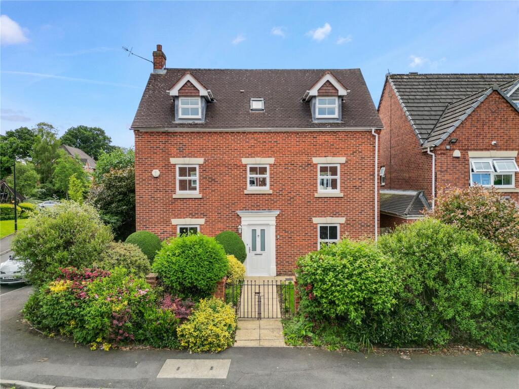 5 bedroom detached house for sale in Kentmere Road, Timperley