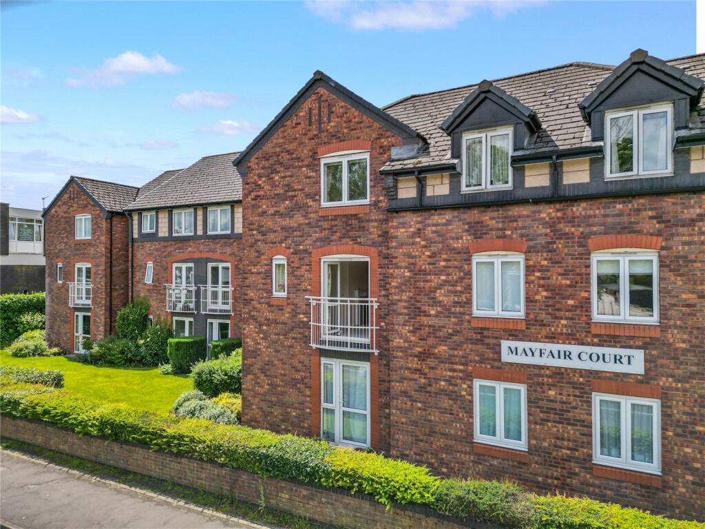 1 bedroom apartment for sale in Park Road, Timperley, Altrincham
