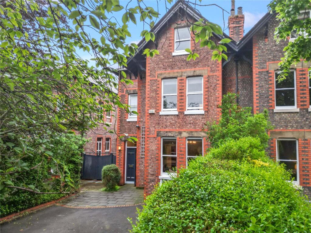 Main image of property: Park Road, Hale, Altrincham, Greater Manchester, WA15