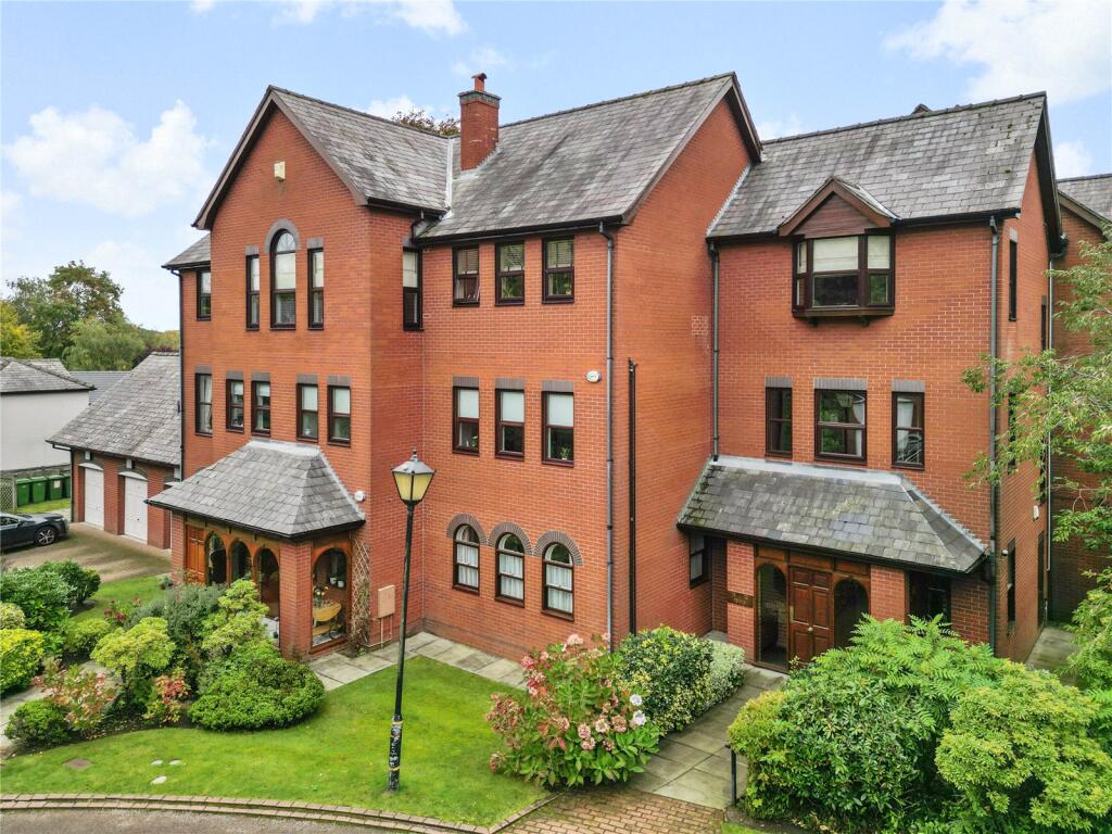 Main image of property: Hollywood, Bowdon, Altrincham, Greater Manchester, WA14
