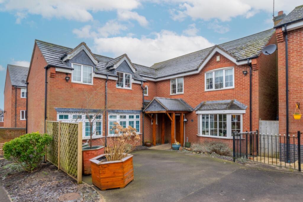 Main image of property: Erringtons Close, Oadby, LE2