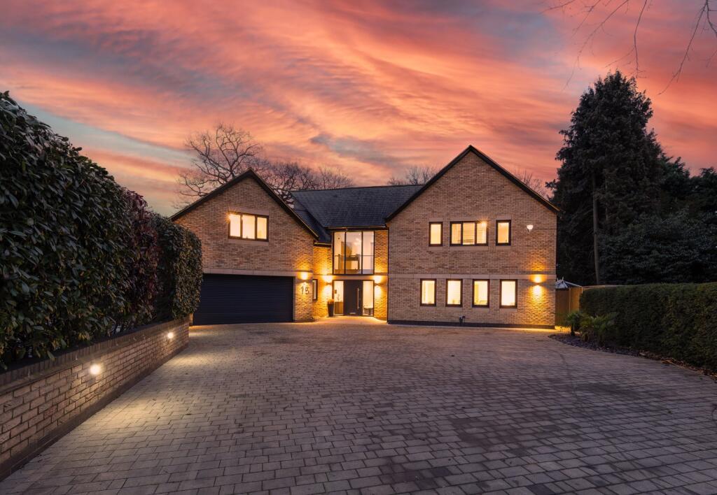 Main image of property: Chantry Close, Great Billing, Northampton, NN3