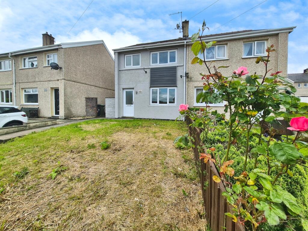 Main image of property: Brynawelon, Nantyglo, Ebbw Vale