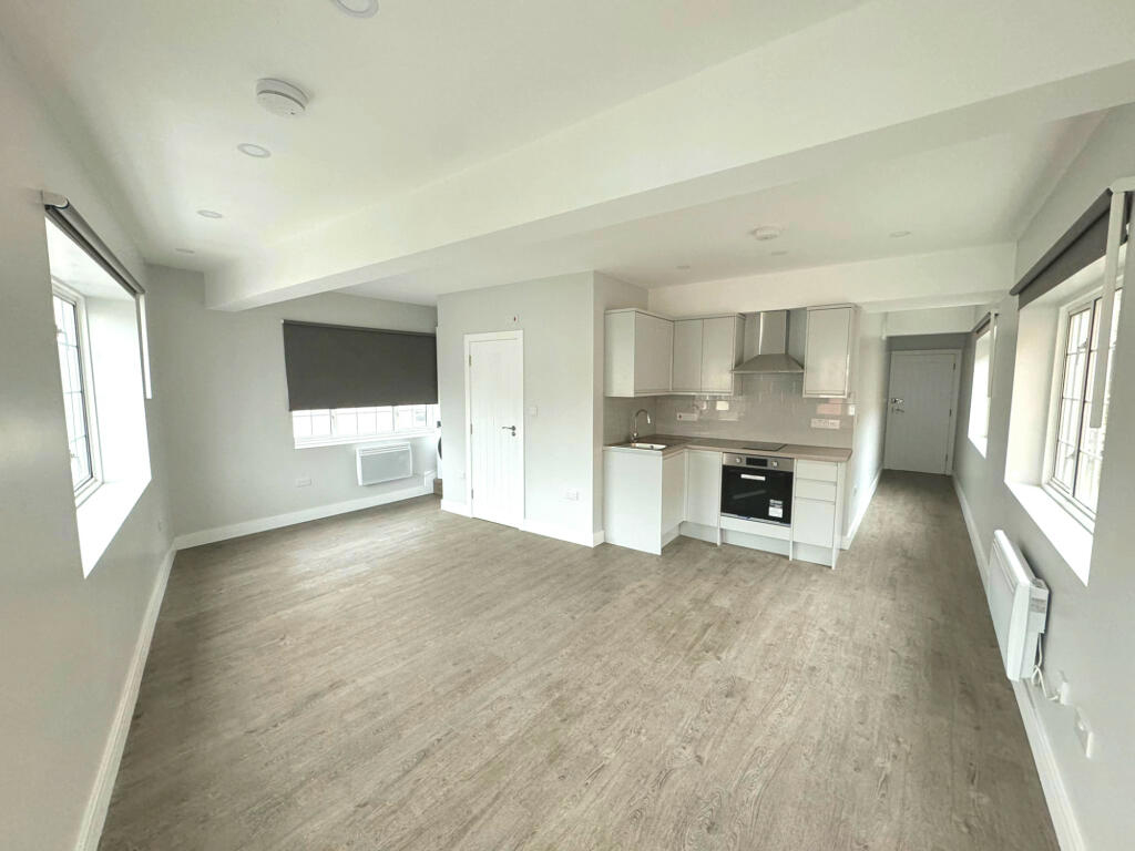 Main image of property: Cavendish Avenue, New Malden, Surrey, KT3