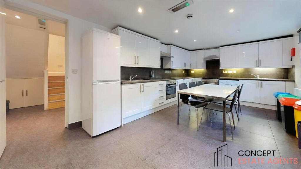 Main image of property: Camberwell New Road, London, SE5