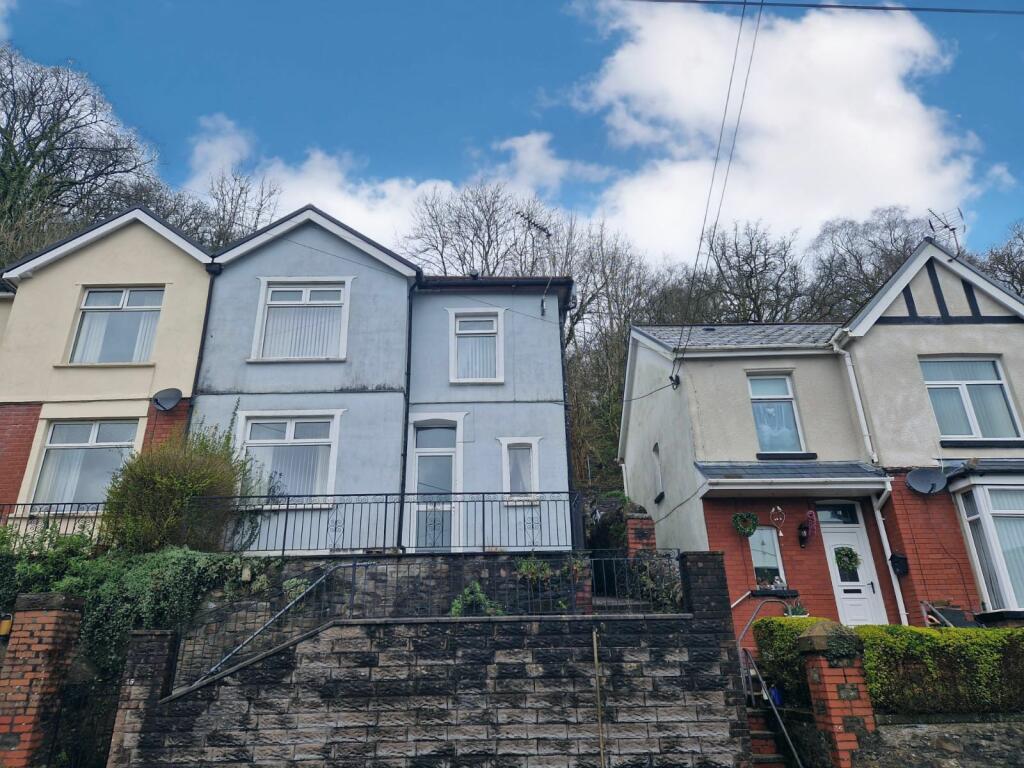 3 bedroom semidetached house for sale in Plantation Road, Abercynon