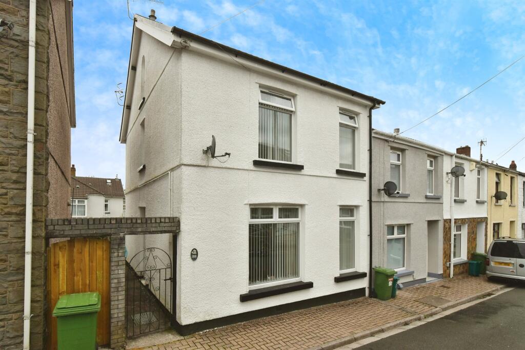 Main image of property: Pendarren Street, Aberdare