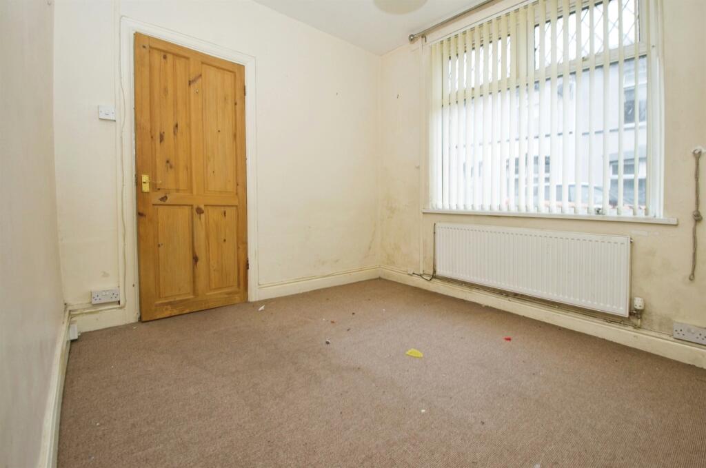 Additional property image - Gadlys Gardens, Aberdare