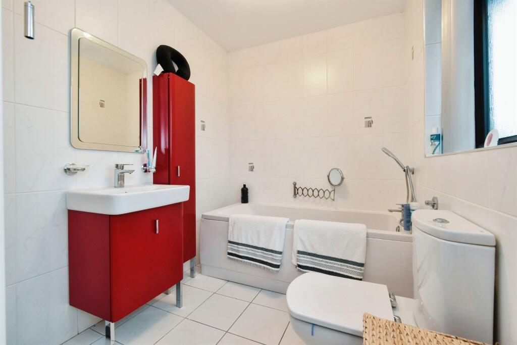Additional property image - Penderyn Road, Hirwaun, Aberdare