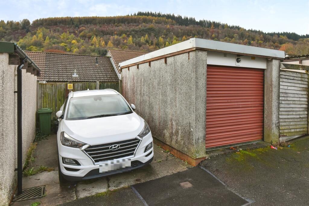 Additional property image - Dan-Y-Rhiw, Aberdare