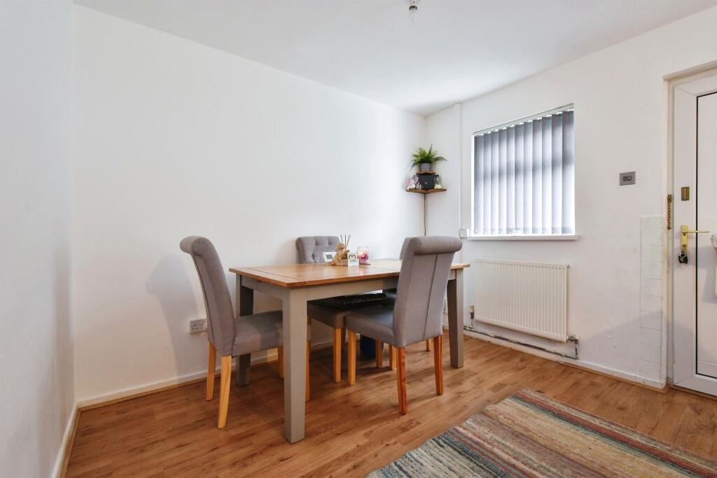 Additional property image - Dan-Y-Rhiw, Aberdare