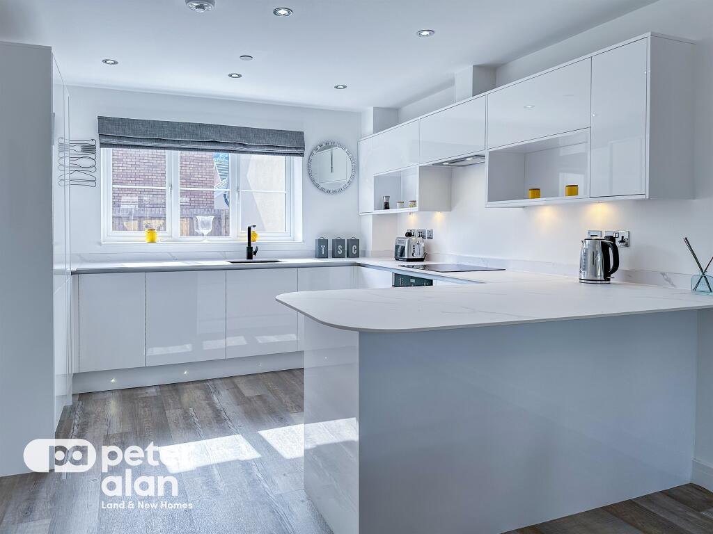 Additional property image - Cwm Heulwen, Aberaman, Aberdare