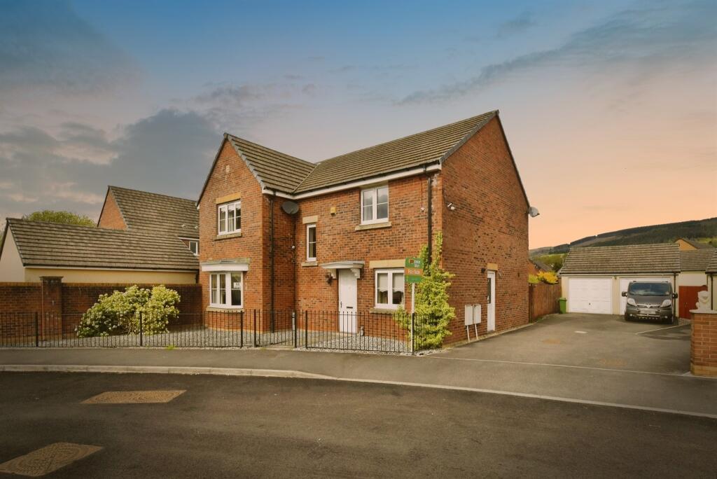 Main image of property: Glan Yr Afon, Aberdare