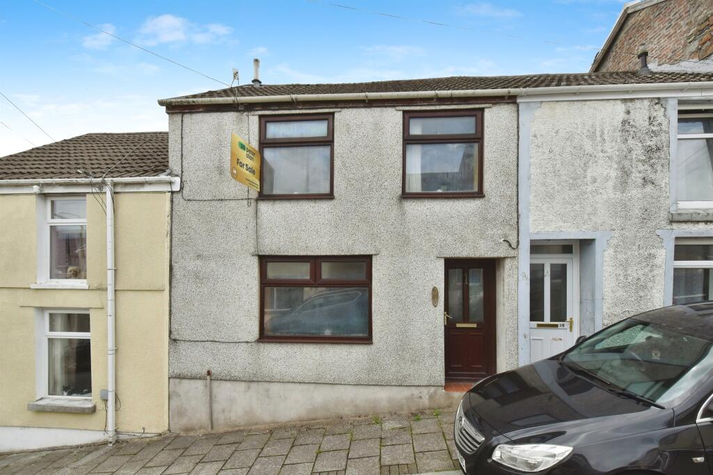 Main image of property: Ynysllwyd Street, Aberdare