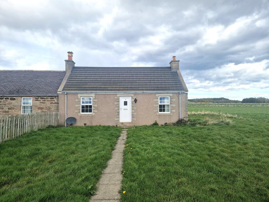 Main image of property: 3 East Mains Farm Cottages, Elgin, Moray IV30 5PT