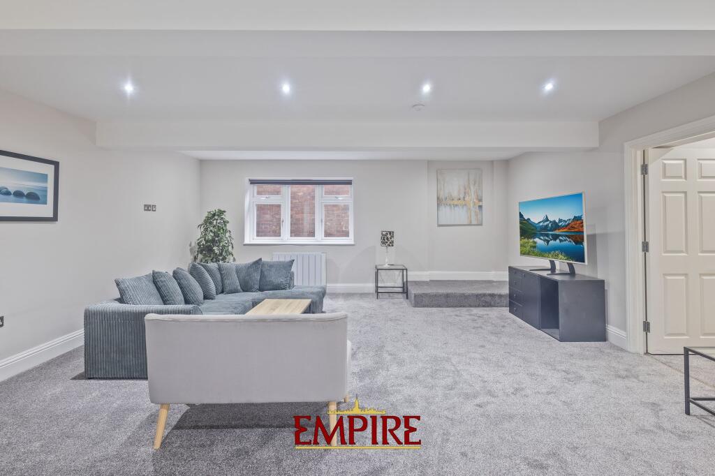 Additional property image - 34 Lichfield Road, Sutton Coldfield, B74 2FF