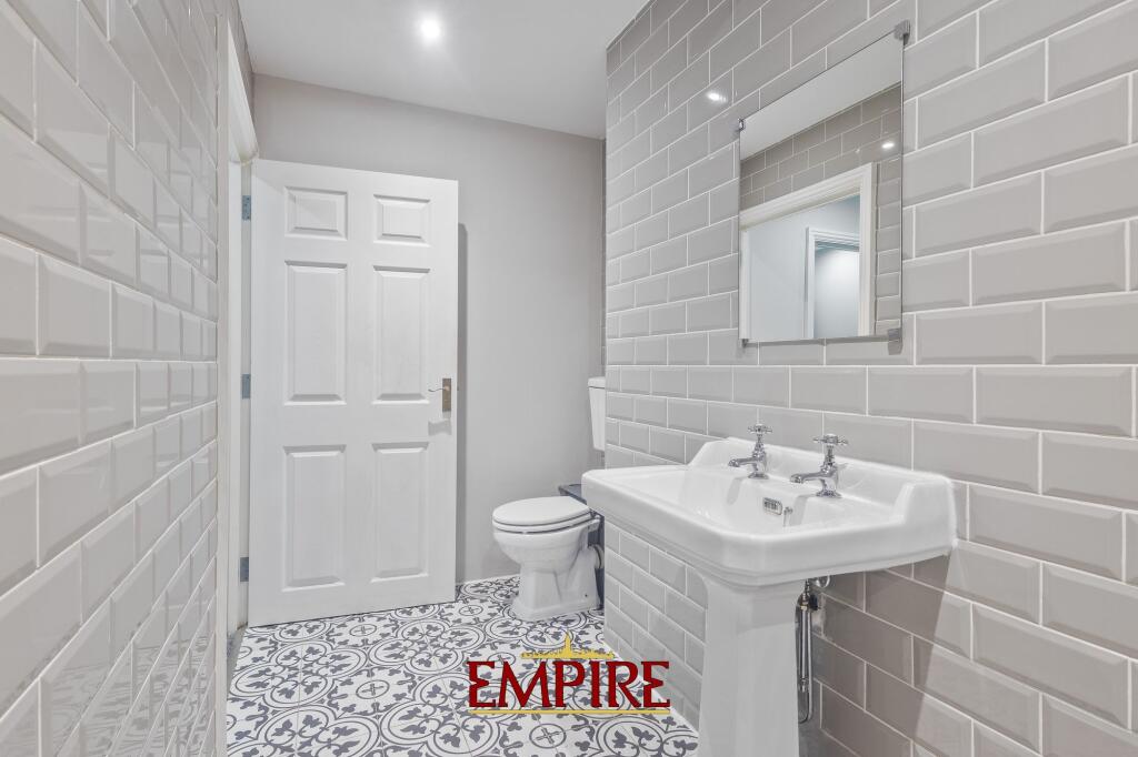 Additional property image - 34 Lichfield Road, Sutton Coldfield, B74 2FF