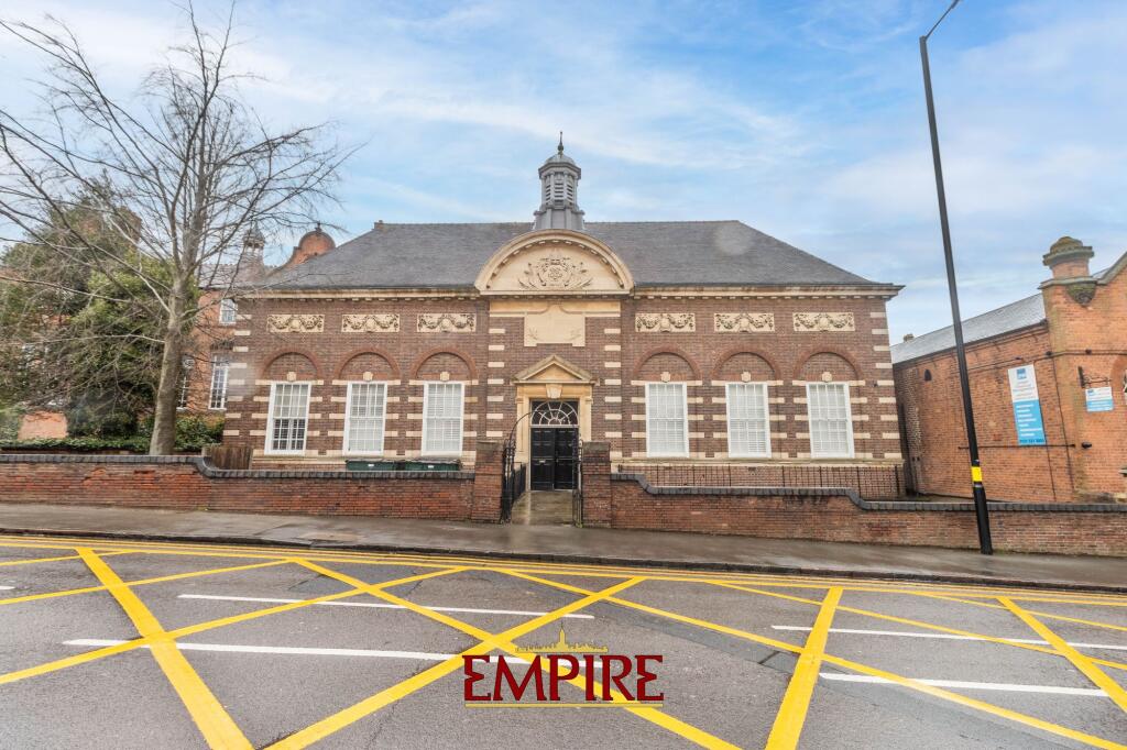Additional property image - 34 Lichfield Road, Sutton Coldfield, B74 2FF