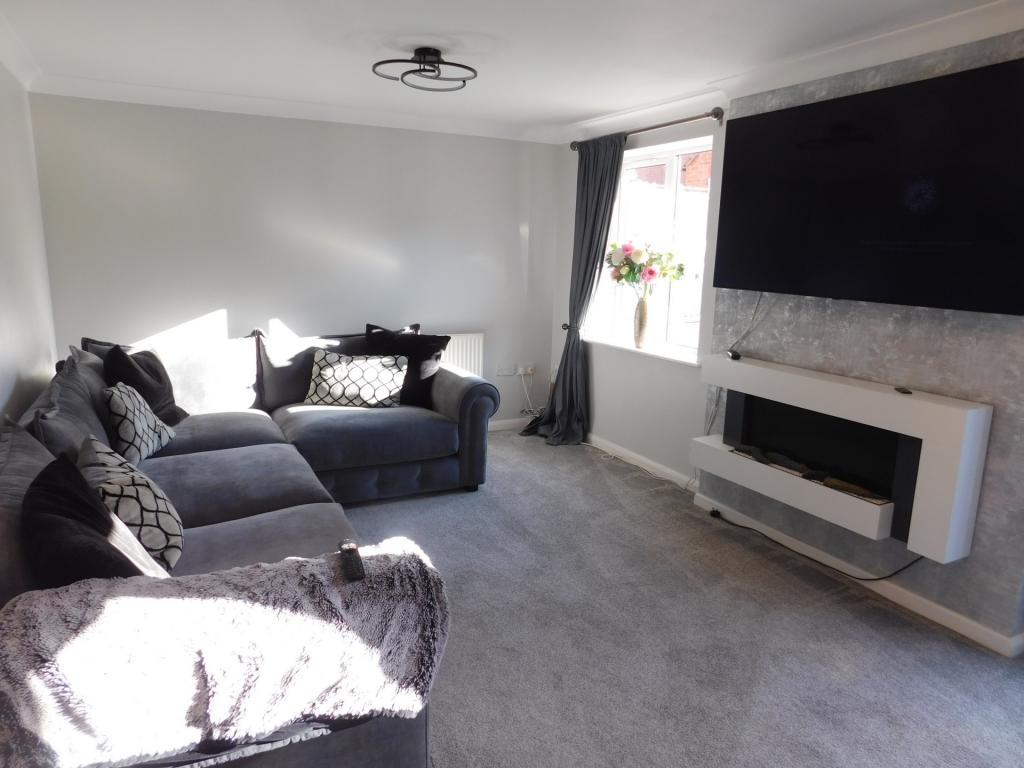 4 bedroom detached house for sale in Anglia Drive, Church Gresley, DE11