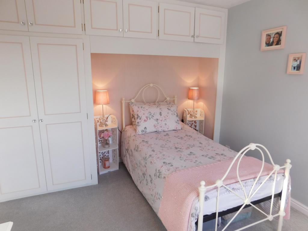 4 bedroom detached house for sale in Thorpe Downs Road, Church Gresley