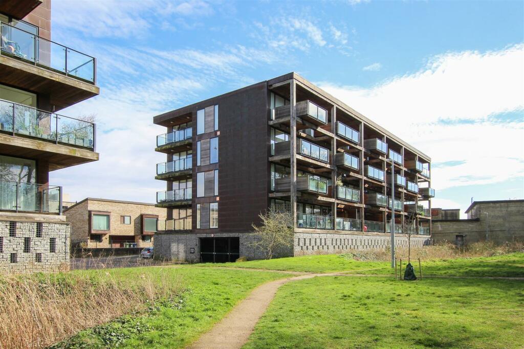 1 bedroom apartment for rent in Kingfisher Way, Cambridge, CB2